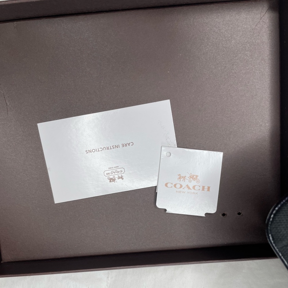 COACH 12cm signature small wristlet wallet black jacquard pattern - Picture 6 of 7